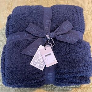 Barefoot Dreams CozyChic Throw blanket - Indigo - NWT